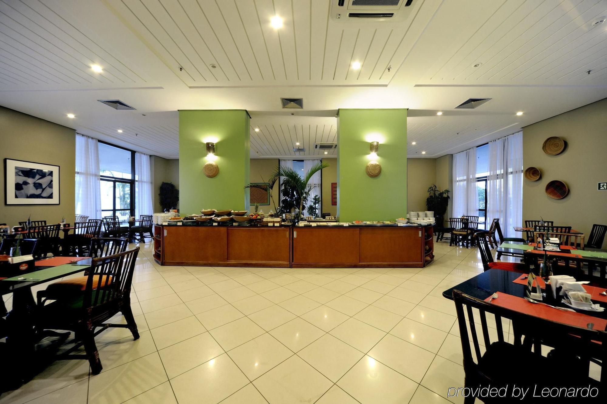 Wyndham Garden Manaus Hotel Restoran gambar